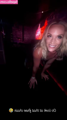 Phillipa Sharples [ phillipa-sharples ] - The nipple biting video has to be my hottest yet!! Phewwwwwwwwee 😜