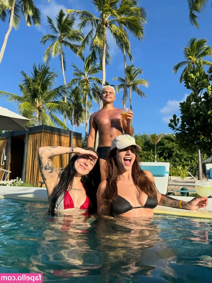 samantasantino - Peladinha na praia 🏖️