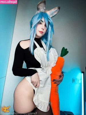 MollyRedWolf - How cute am I thou ;3?