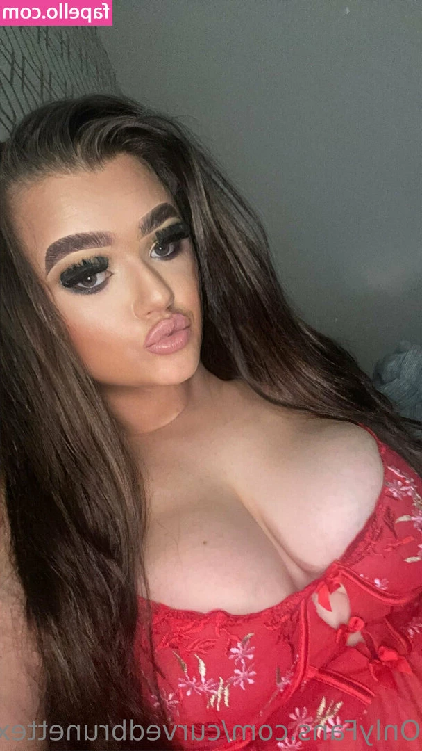 curvedbrunettexx - Don’t you wanna play with them?
