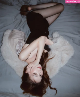 Zoey_047 [ zoey-047 ] - I wish I could wake up next to you 😫