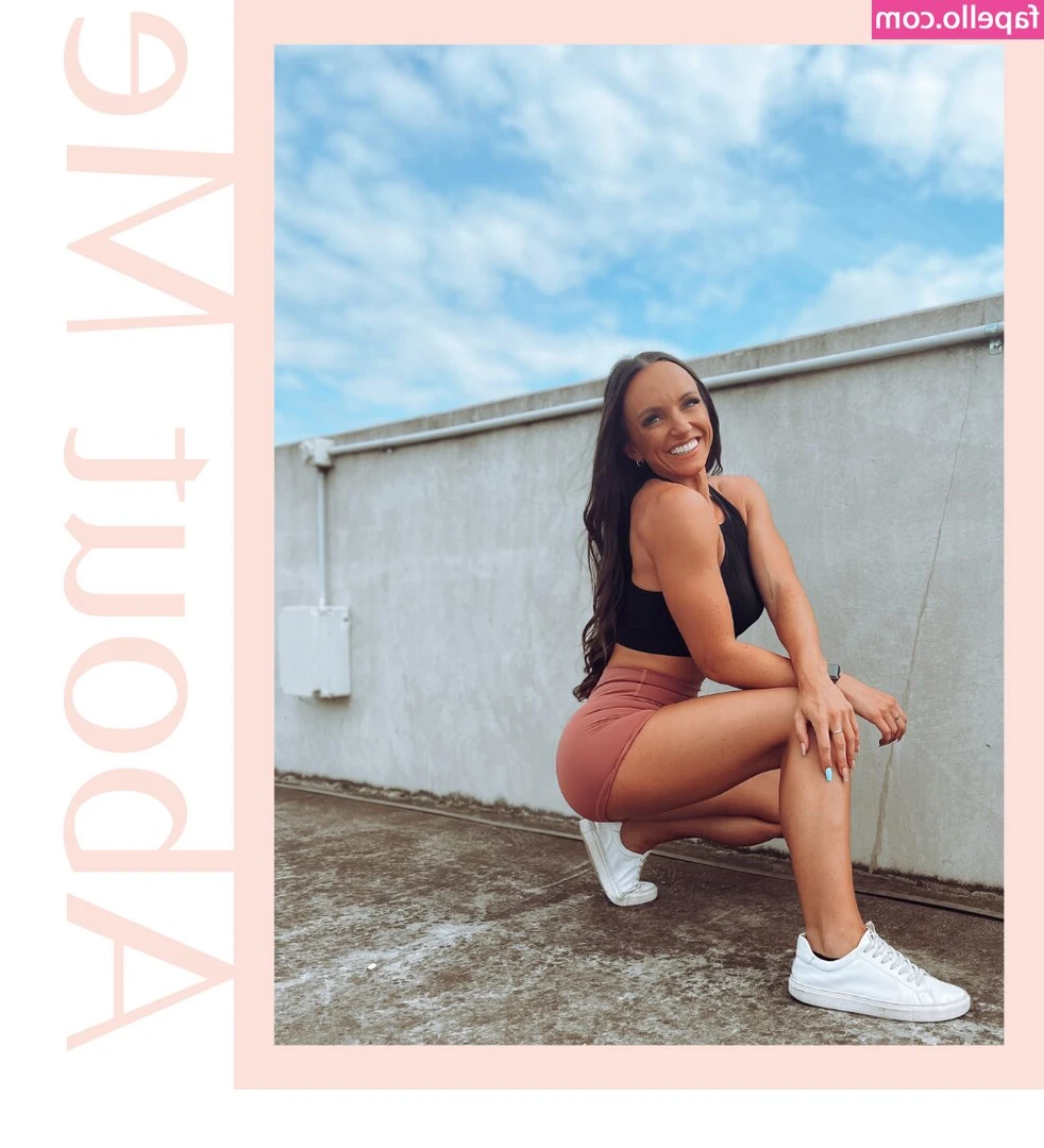 Jackie Butler [ jackie-butler ] - Can I be a good little slave girl for you 👀