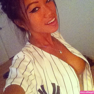 Jada Cheng [ jada-cheng ] - Happy St. Patrick’s Day!! 🍀🍀🍀