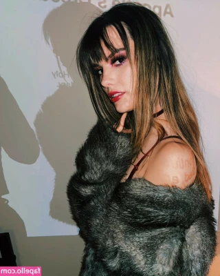 Amber Christman [ amber-christman ] - Can I fuck you balls deep with my girldick?😩