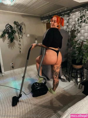 eleonoraof - Guess how tall I am for a free video