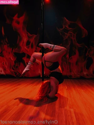eleonoraof - Plenty of my ass for ya 💋