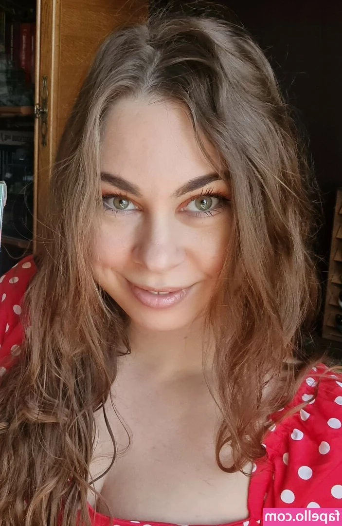 Dasha Models [ dasha-models ] - The face and the titty drop 😈