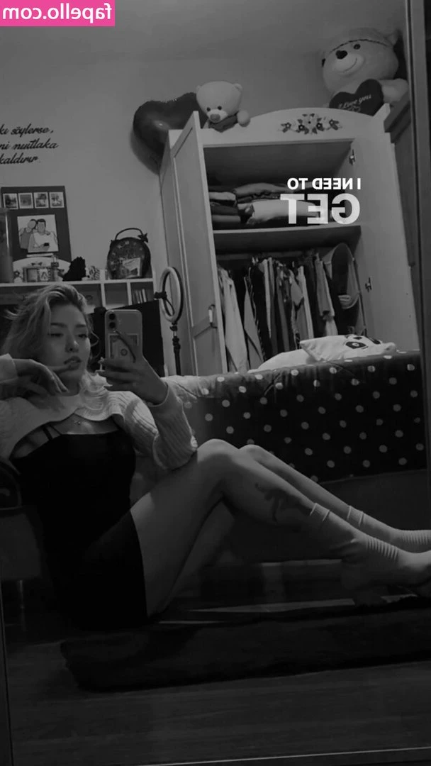 cisilleyup - She’s coming for you... soon 🖤