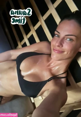 Jessica Lowndes [ jessica-lowndes ] - Imagínate yo encima de ti