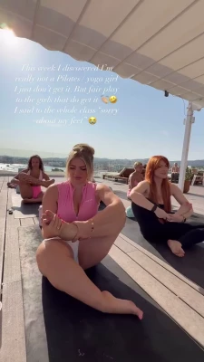 Liberty Poole [ liberty-poole ] - This view of my wet pussy ridding a dildo is incredibly hot    My