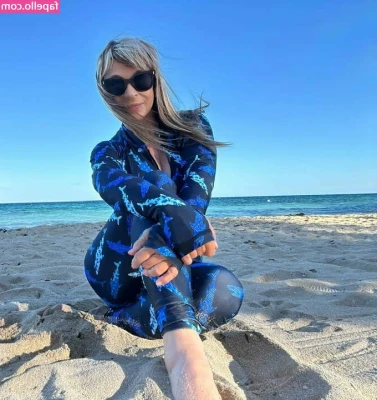 Cynthia Rothrock [ cynthia-rothrock ] - Stocking showing her ass for you guys 💜 Just wait till the next