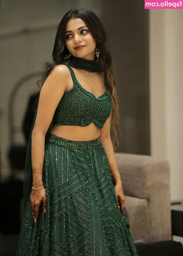 Hansika Krishna [ hansika-krishna ] - Fuck my ass, pull on my hair, and call me a dirty slut