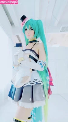 Oichi [ oichi-1 ] - Le he pillado gustito a lo de ir sin bragas