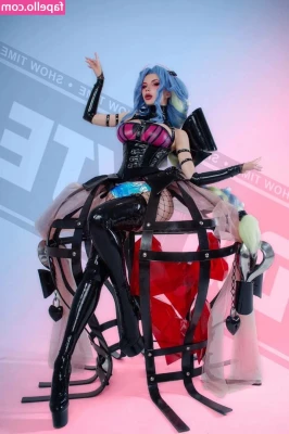 Oichi [ oichi-1 ] - All my postings today got me SUPER horny