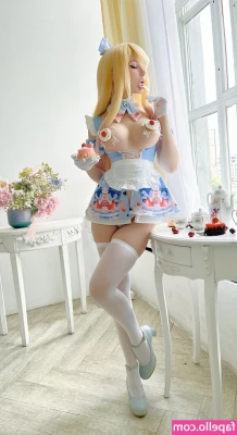 Oichi [ oichi-1 ] - Giantess Crush: Chibiusa ( @ccflight ) and Sailor Mercury have fought