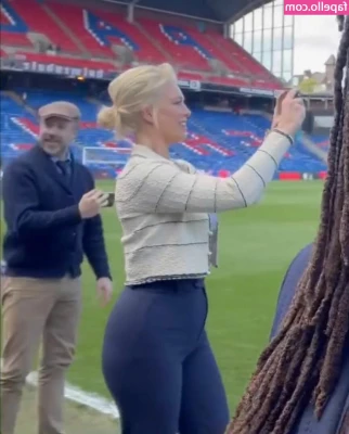 Hannah Waddingham [ hannah-waddingham ] - Some photos from the other day! ^o^ Theyre a bit blurry.. 😑 I