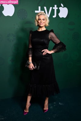Hannah Waddingham [ hannah-waddingham ] - I hope you re enjoying this view  Xo