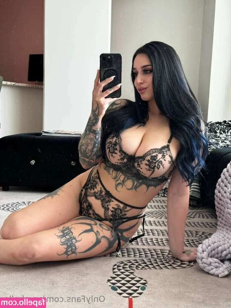 Aryabella OliviaXORose [ aryabella-oliviaxorose ] - Enjoy the weekend. I know I will x Daphne