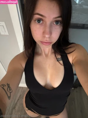 reina_reinastic