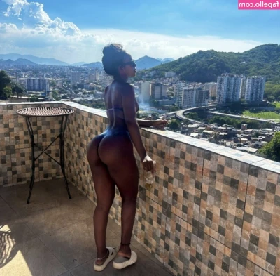 Karolayne - Superman bound and edged until he sprays 💦