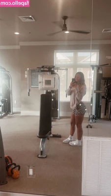 Taylor Frisana [ taylor-frisana ] - Ah I absolutely love this. Tried it on right before bed so this isn't