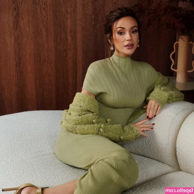 Michelle Keegan [ michelle-keegan ] - Just thinking about the time with  samroche22 gets me bricked up so