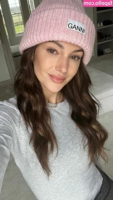 Michelle Keegan [ michelle-keegan ] - Marlenyd   Hi daddy  I am Marlenyd  a playful white Latina who can