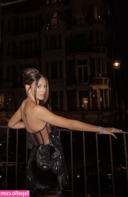 Michelle Keegan [ michelle-keegan ] - Às vezes eu gosto de dormir mais a vontade com esses pijamas