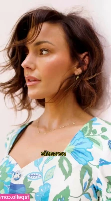 Michelle Keegan [ michelle-keegan ] - I am strong  sweet and ready for you to surrender to me  Tip to