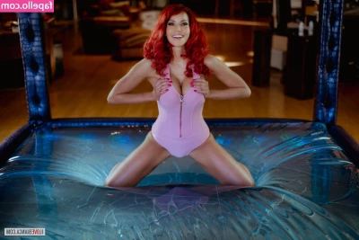 Bianca Beauchamp [ bianca-beauchamp ] - Rosy Pinheiro went out with a guy at the club, but when she got home part 1