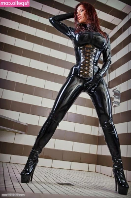 Bianca Beauchamp [ bianca-beauchamp ] - Felt a breeze