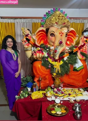 Poonambajwa555 - Is there someone large as this toy?