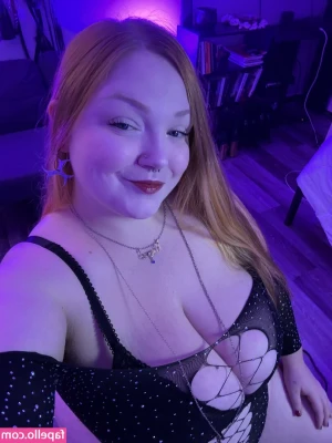 Miss Rayna Belle - If you have not checked out the yummy free hands cumshot video. Don't