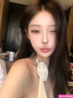 victoriaxup - new posts coming tomorrow!🫦💕 get ready to drain your cocks for