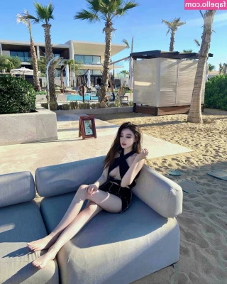victoriaxup - i need to start back making new content 😩