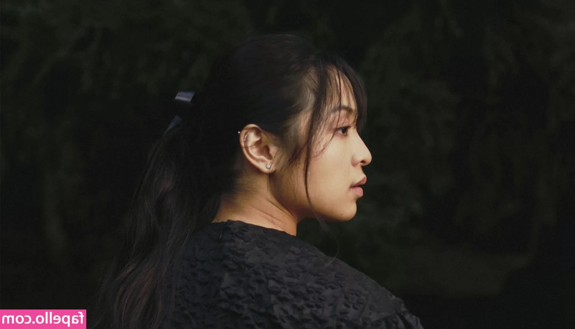 bernadya - Double tap and my ass will start clapping