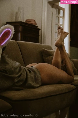 rebe.rabbit [ rebe-rabbit ] - Happy Monday y’all, shower done now I’m ready for week. Who’s