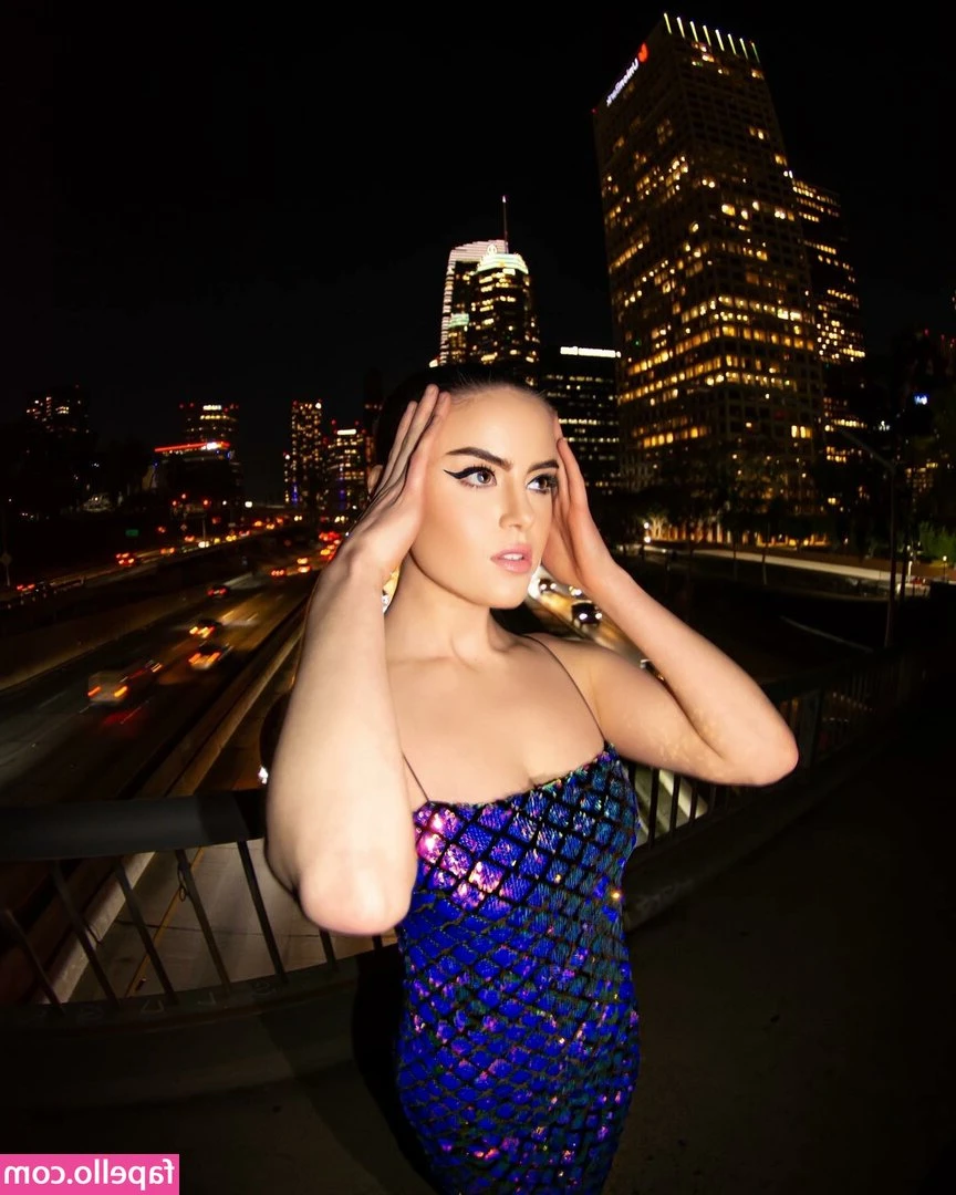Kiiara - Doing half price dick ratings in dms....