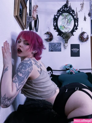 FaerieBlossom - It's lick my kitty time!
