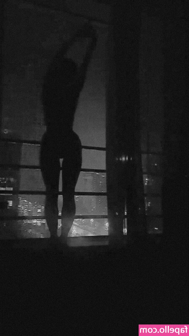 Sofiloud - Thong Thursday in full effect let me know what you think of my little