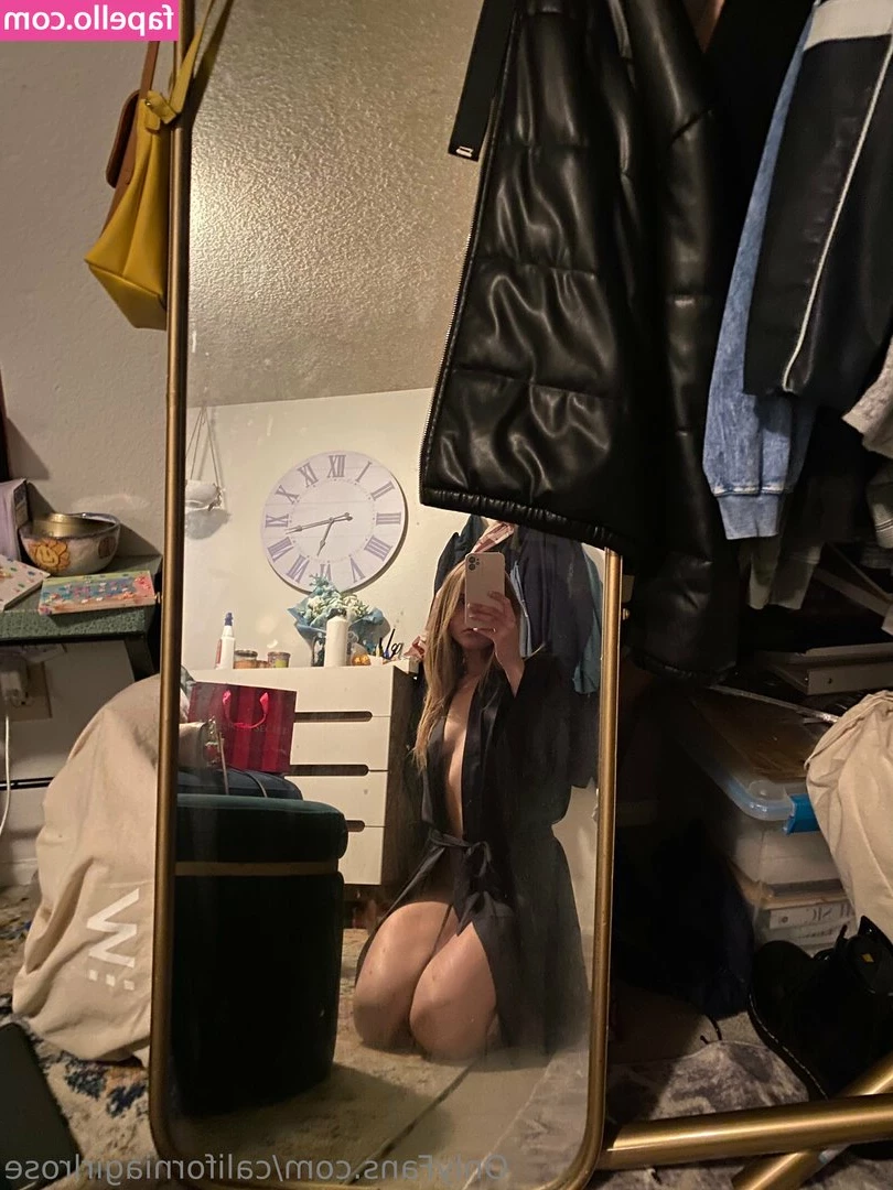 californiagirlrose - Happy Humpday  I posed my new video early