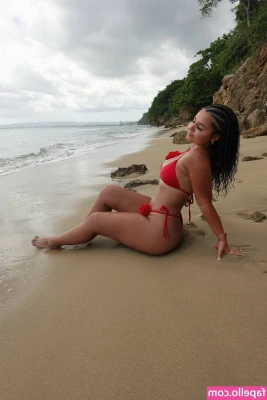 Aleah Brown [ aleah-brown ] - 🏋️‍♀️ J'ai besoin d'un professeur de gym, je pense.