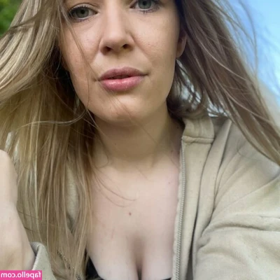 Lady_lotti [ lady-lotti ] - Tip if you’d love to wake up next to me