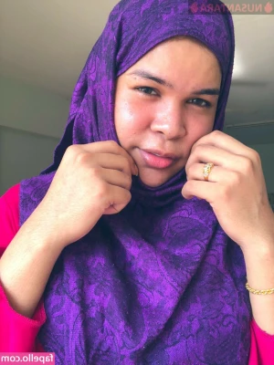 Cikgumelati - I'm feeling naughty 😈🔥