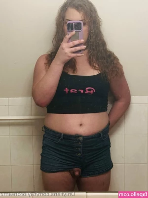 taylordreamz - Loving this sexy little belly dancing skirt in these photos