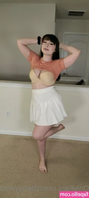 CherryVonFairy - of deleted my free gift because it was in a car outside lol frick,