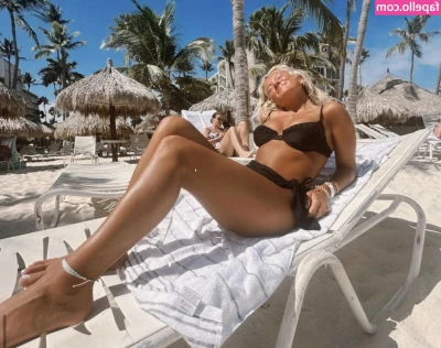 Maddie Coover [ maddie-coover ] - do you want me like this  dripping for you  Activate video call  what