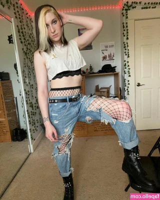 Devi Dionne [ devi-dionne ] - Which is your favorite ?