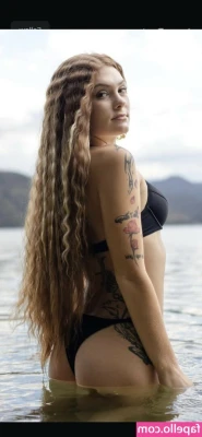 Brookebullock - Je fais un shooting vidéo cette après midi, hâte de vous montrer