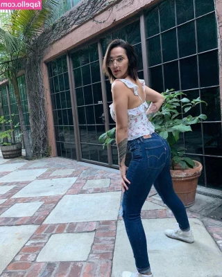 Geo Antoinette [ geo-antoinette ] - Happy Sunday. 😘